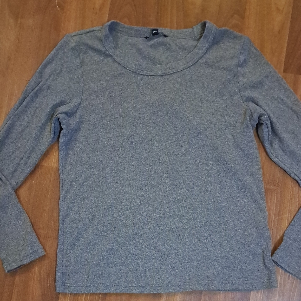 Tahari Gray Long Sleeve Top - Picture 4 of 5